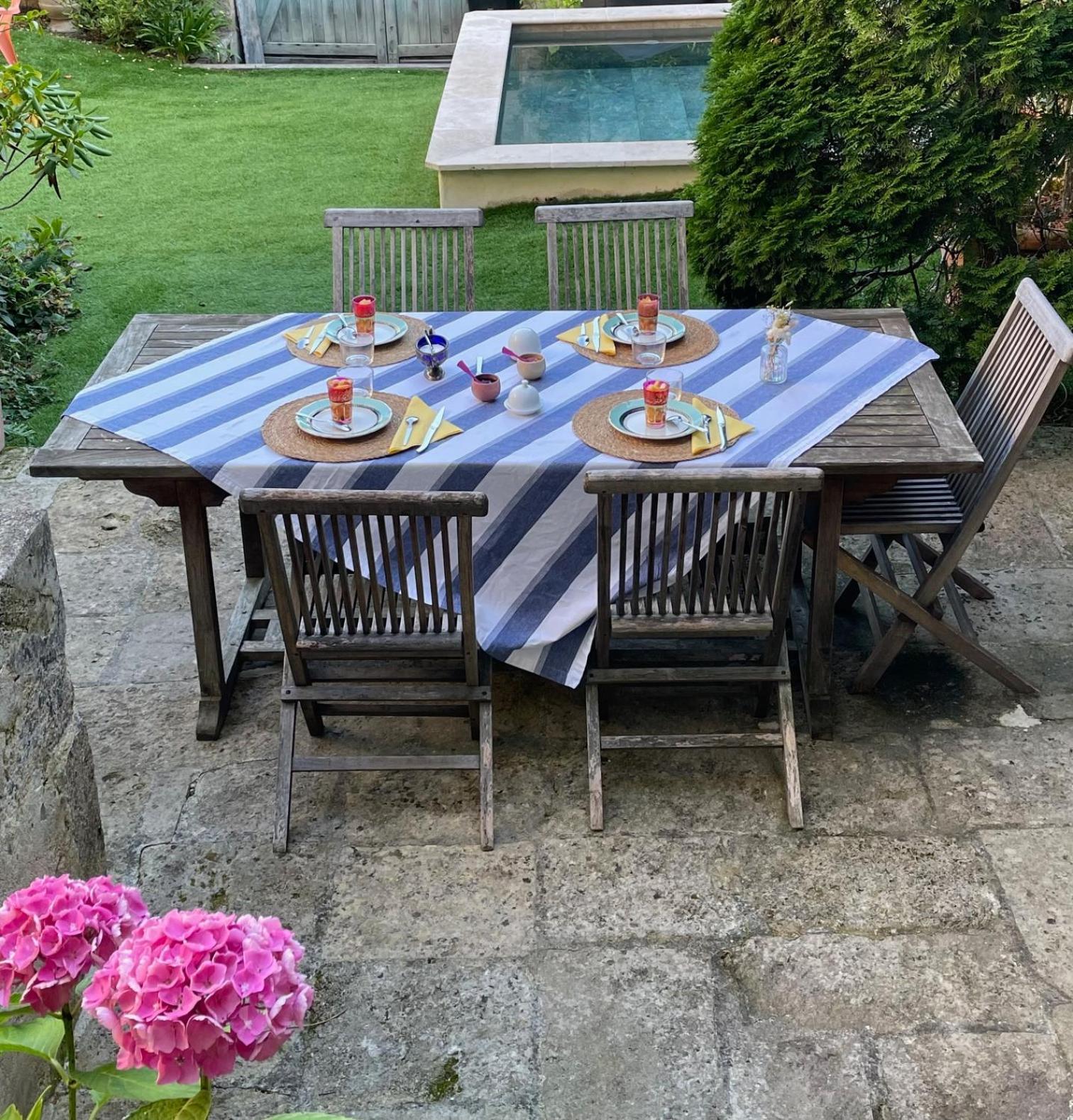 Le Clos De La Cathedrale Bazas Buitenkant foto